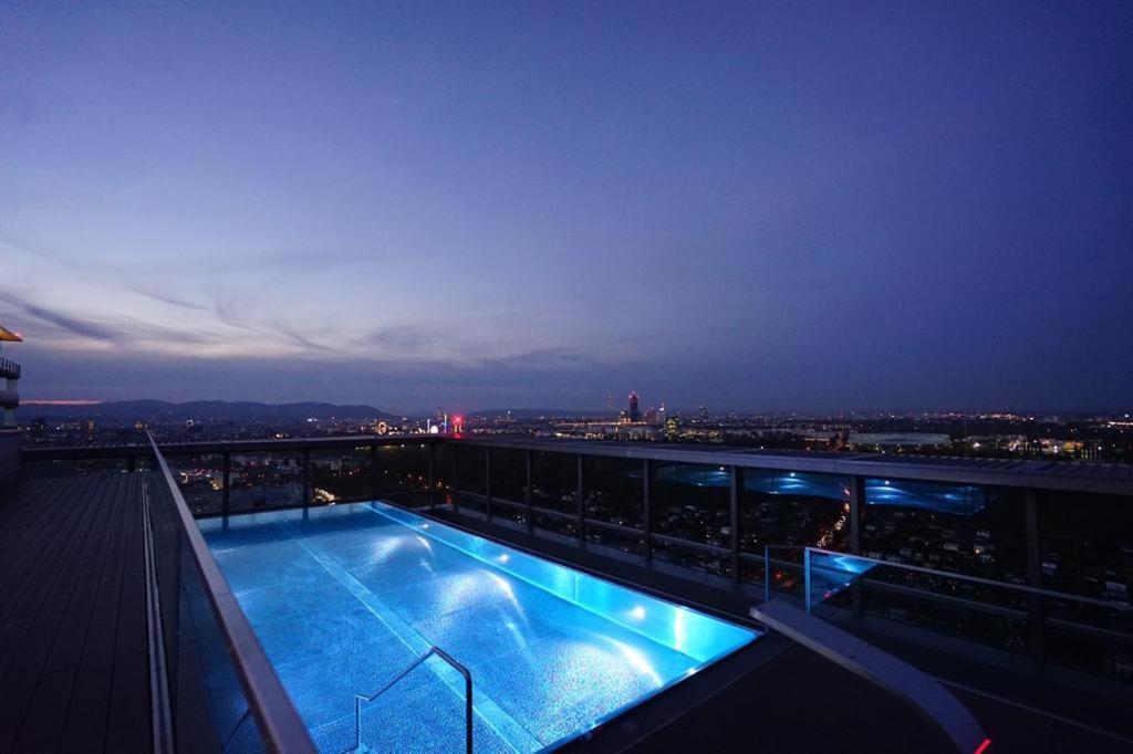 Boutique Studio With Terrace And Pool Viyana Dış mekan fotoğraf